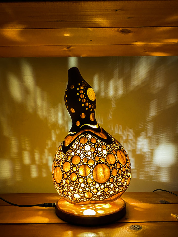 #240601 Gourd lamp ひょうたんランプ