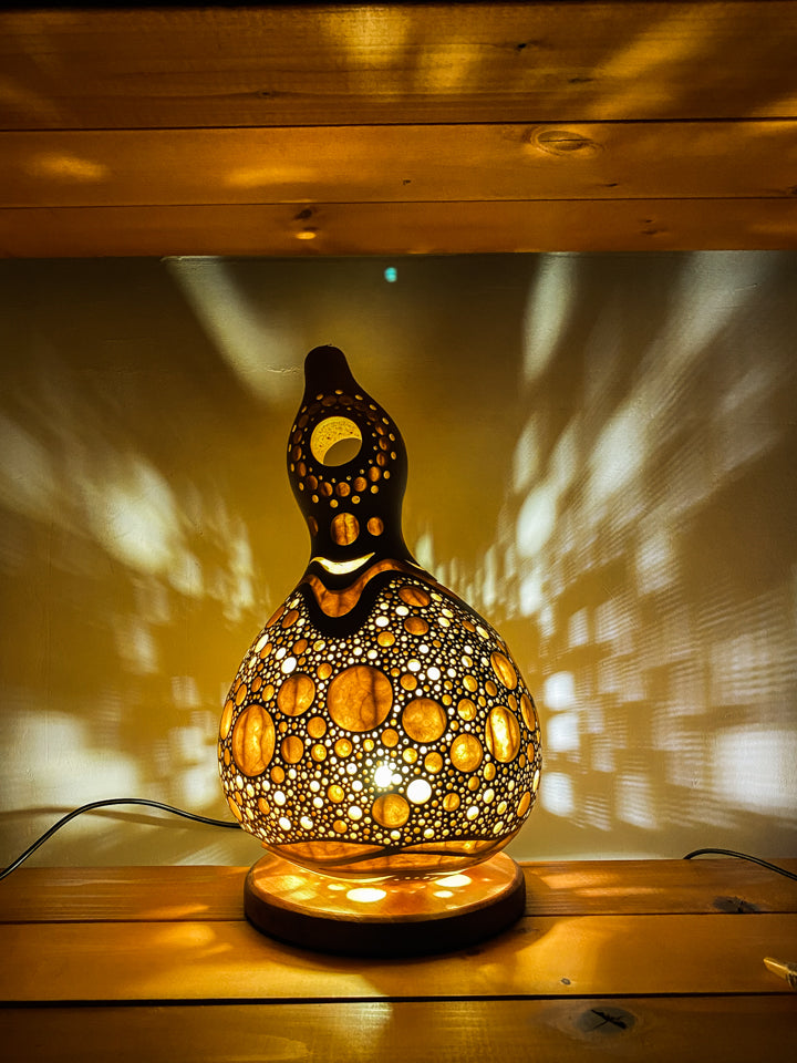 #240601 Gourd lamp ひょうたんランプ