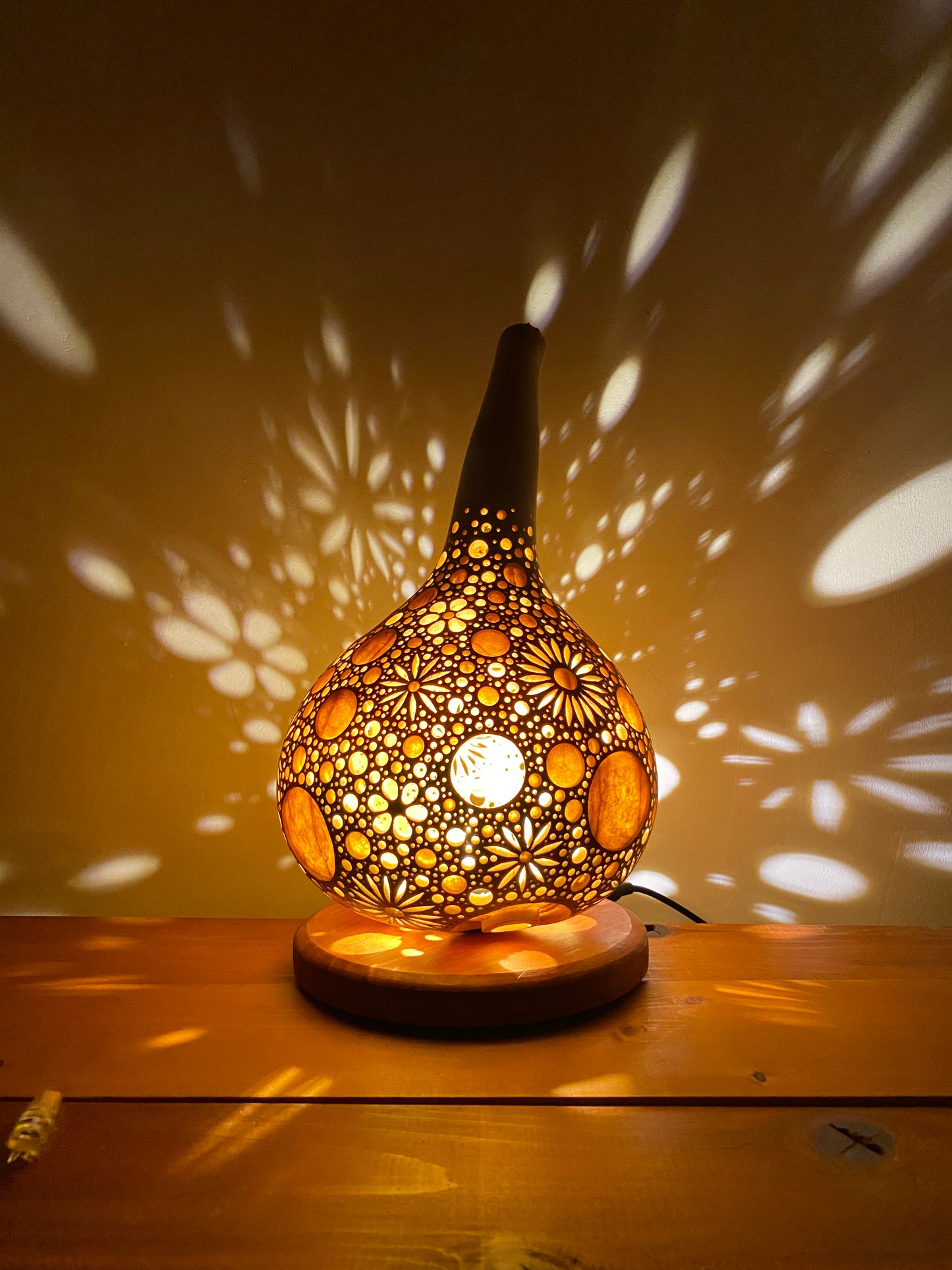 #241101 Gourd lamp ひょうたんランプ