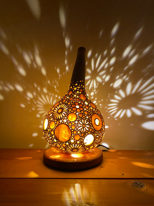 #241101 Gourd lamp ひょうたんランプ