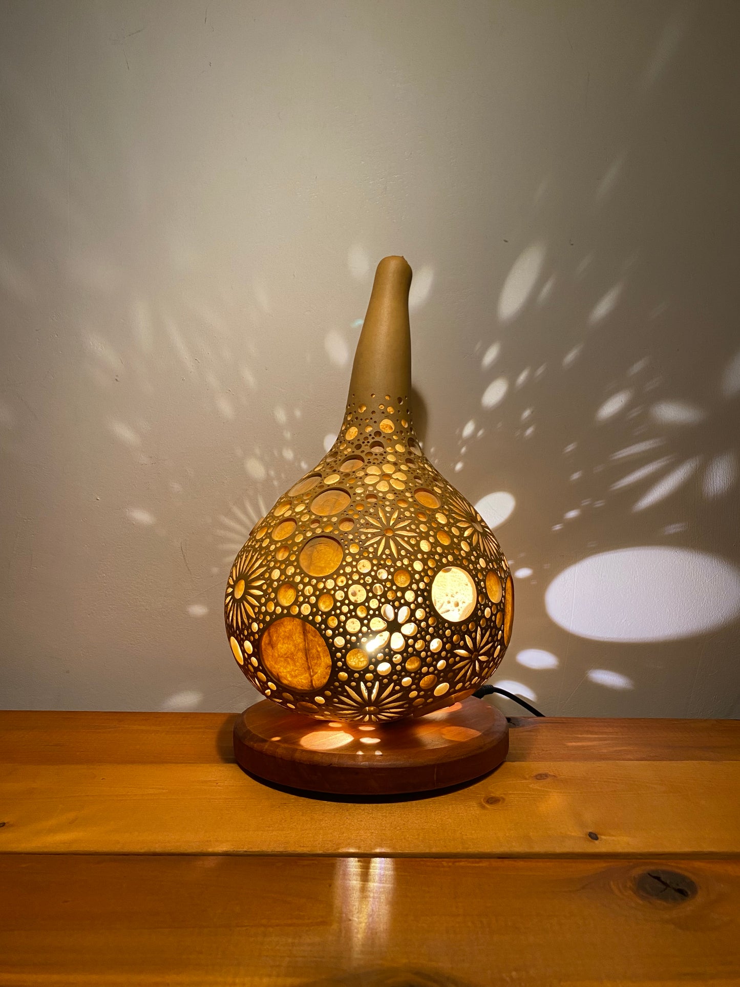 #241101 Gourd lamp ひょうたんランプ