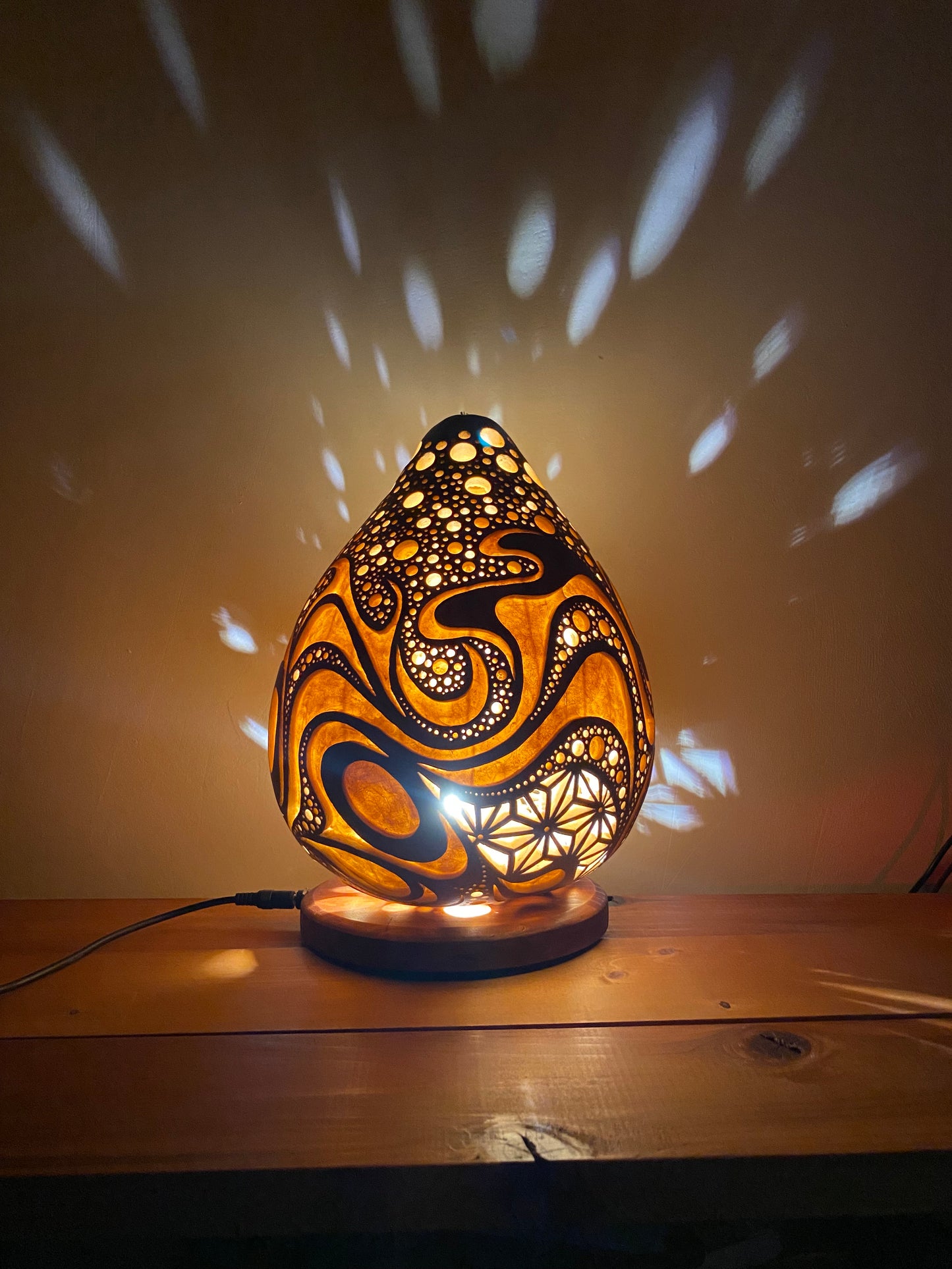 #241103 Gourd lamp ひょうたんランプ