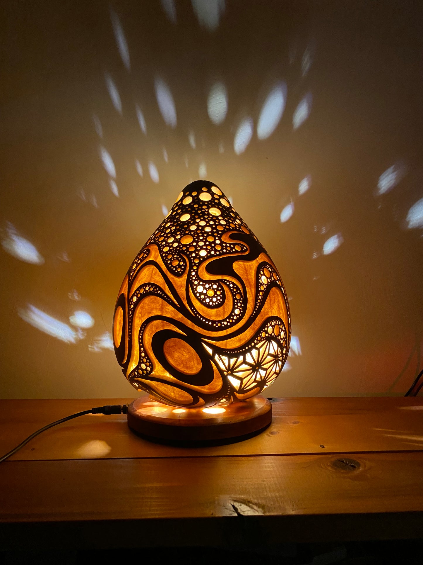 #241103 Gourd lamp ひょうたんランプ