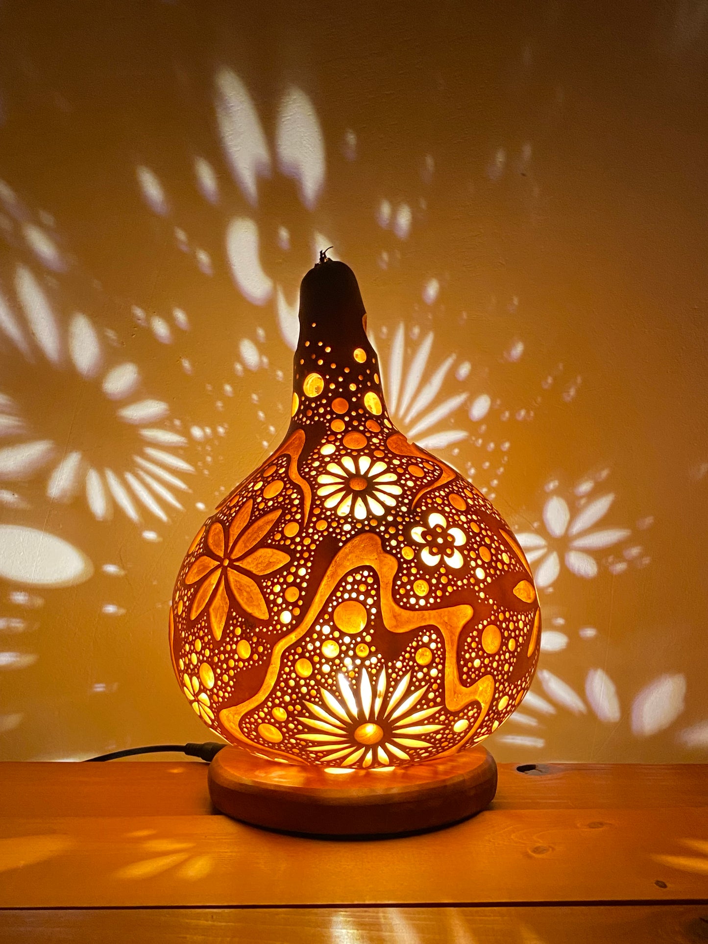 #241104 Gourd lamp ひょうたんランプ