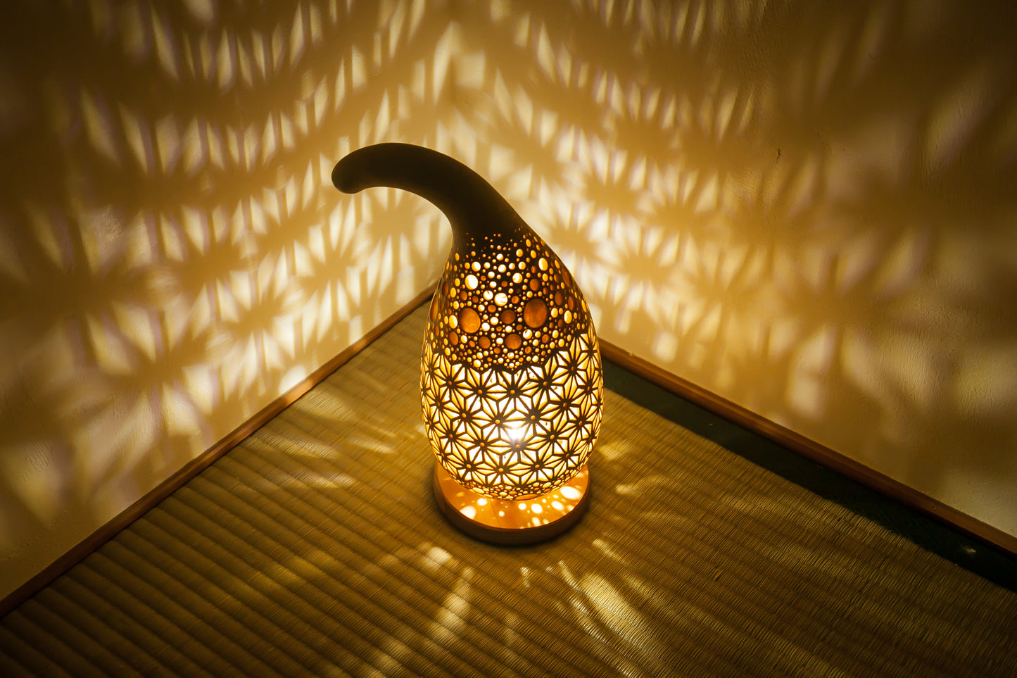 #010916　Gourd lamp ひょうたんランプ