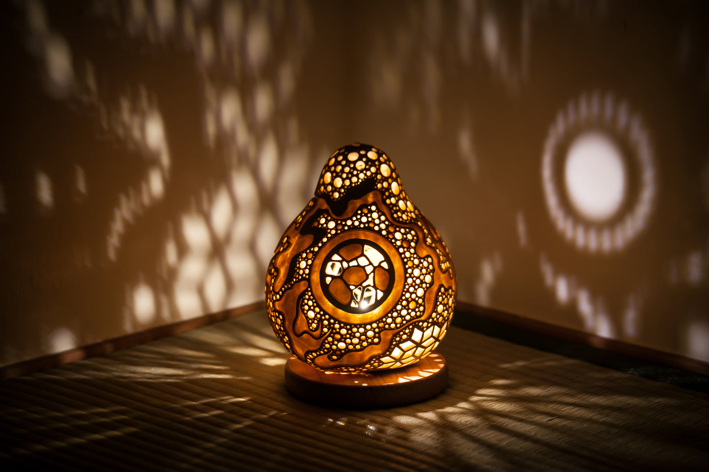 #01102　Gourd lamp ひょうたんランプ