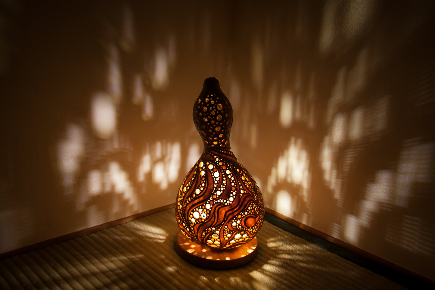 #01004　Gourd lamp ひょうたんランプ